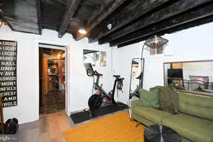 212 Carpenter St, Philadelphia, PA 19147 - Photo 18