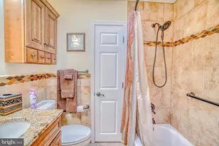 9018 Wesleyan Rd, Philadelphia, PA 19136 - Photo 28