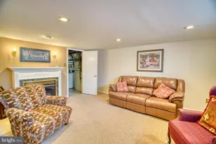 9018 Wesleyan Rd, Philadelphia, PA 19136 - Photo 32