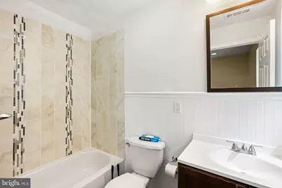 2328 Reed Street, Philadelphia, PA 19146 - Photo 14