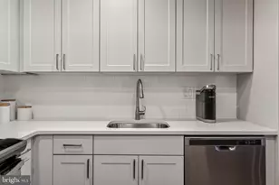 875 Sansom St, Philadelphia, PA 19106 - Photo 10