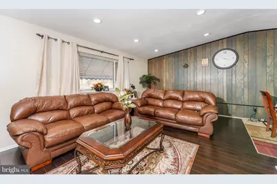 403 Regina Street, Philadelphia, PA 19116 - Photo 4