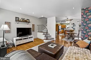 629 Jamestown St, Philadelphia, PA 19128 - Photo 6