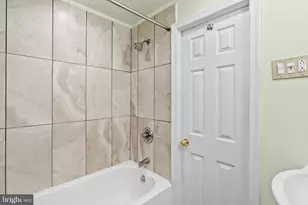 629 Jamestown St, Philadelphia, PA 19128 - Photo 26