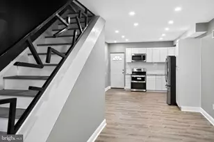 820 W Firth St, Philadelphia, PA 19133 - Photo 6