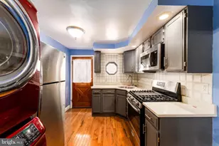 2216 Cedar St, Philadelphia, PA 19125 - Photo 10