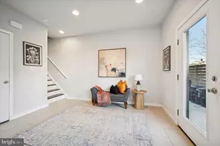 443 Shurs Ln, Philadelphia, PA 19128 - Photo 4
