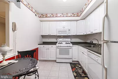 64003 Delaire Landing Road #3, Philadelphia, PA 19114 - Photo 6