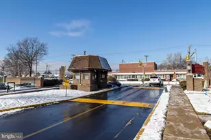 64003 Delaire Landing Rd, Philadelphia, PA 19114 - Photo 16