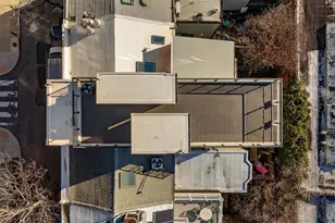 2130 Spring St, Philadelphia, PA 19103 - Photo 48