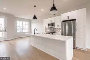 2715 Lorraine Ct, Philadelphia, PA 19131 - Photo 4