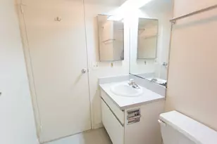 1301 Arch St, Philadelphia, PA 19106 - Photo 8