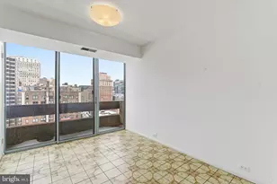 1326 Spruce St, Philadelphia, PA 19107 - Photo 10