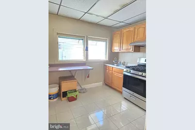 1914 E Hazzard Street, Philadelphia, PA 19125 - Photo 2