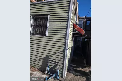 1926 E Hazzard Street, Philadelphia, PA 19125 - Photo 12