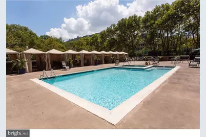 201 N 8th Street #809, Philadelphia, PA 19106 - Photo 4