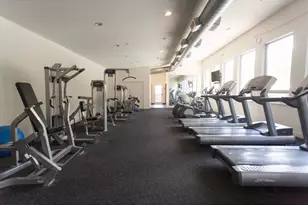 201 N 8th St, Philadelphia, PA 19106 - Photo 6