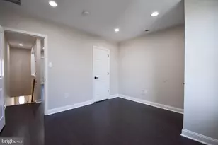 1329 S Colorado St, Philadelphia, PA 19146 - Photo 16