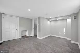 1107 Earl, Philadelphia, PA 19125 - Photo 10