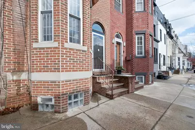 2435 Christian Street, Philadelphia, PA 19146 - Photo 2