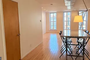 136 N 3rd St, Philadelphia, PA 19106 - Photo 4