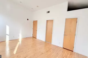 136 N 3rd St, Philadelphia, PA 19106 - Photo 36