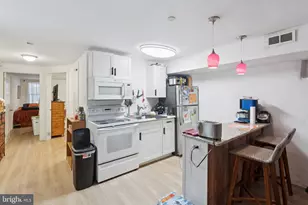 651 N 33rd St, Philadelphia, PA 19104 - Photo 46