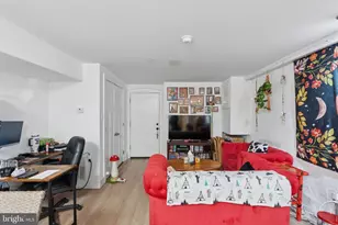 651 N 33rd St, Philadelphia, PA 19104 - Photo 42