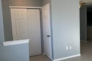 2829 Saxton Rd, Philadelphia, PA 19114 - Photo 4