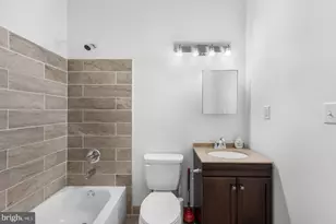 601 N 39th St, Philadelphia, PA 19104 - Photo 10