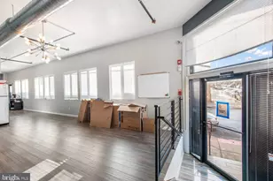 601 N 39th St, Philadelphia, PA 19104 - Photo 8