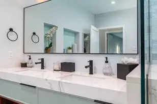 608 N 3rd St, Philadelphia, PA 19123 - Photo 44