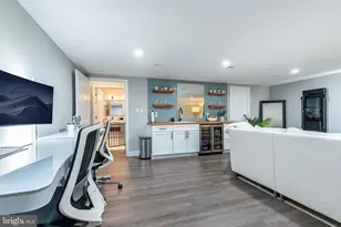 608 N 3rd St, Philadelphia, PA 19123 - Photo 40