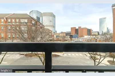 500 Admirals Way #214, Philadelphia, PA 19146 - Photo 4