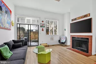 718 S Philip St, Philadelphia, PA 19147 - Photo 14