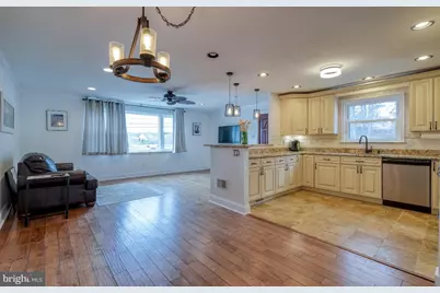 7257 Ridge Avenue, Philadelphia, PA 19128 - Photo 14