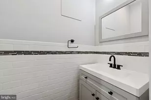 2521 E Dauphin St, Philadelphia, PA 19125 - Photo 4