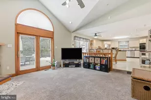 2817 Winchester Ave, Philadelphia, PA 19136 - Photo 16