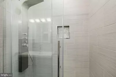 627 W Oxford Street, Philadelphia, PA 19122 - Photo 10