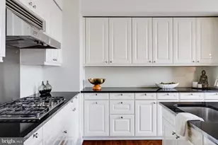 130 S 18th St, Philadelphia, PA 19103 - Photo 2