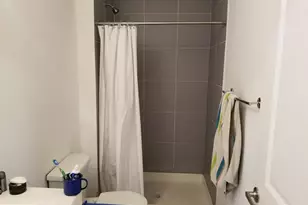 1637 Poplar St, Philadelphia, PA 19130 - Photo 6