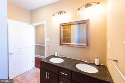 2107 Carpenter Street, Philadelphia, PA 19146 - Photo 8