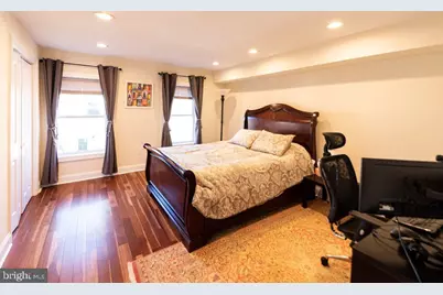 2107 Carpenter Street, Philadelphia, PA 19146 - Photo 18