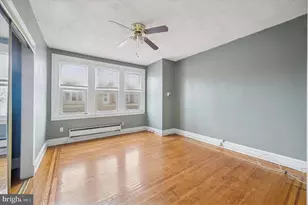 859 N 21st St, Philadelphia, PA 19130 - Photo 6