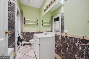 859 N 21st St, Philadelphia, PA 19130 - Photo 8