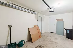 2828 Ogden St, Philadelphia, PA 19130 - Photo 34