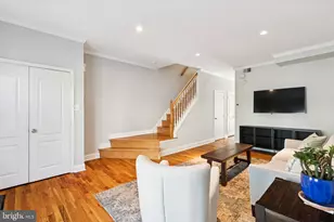 2828 Ogden St, Philadelphia, PA 19130 - Photo 4