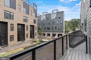 656 Fairmount Ave, Philadelphia, PA 19123 - Photo 6