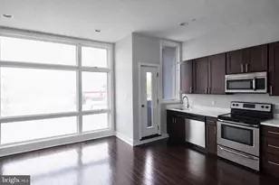 826 N Broad St, Philadelphia, PA 19130 - Photo 4