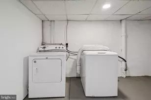 5938 N Lawrence St, Philadelphia, PA 19120 - Photo 32